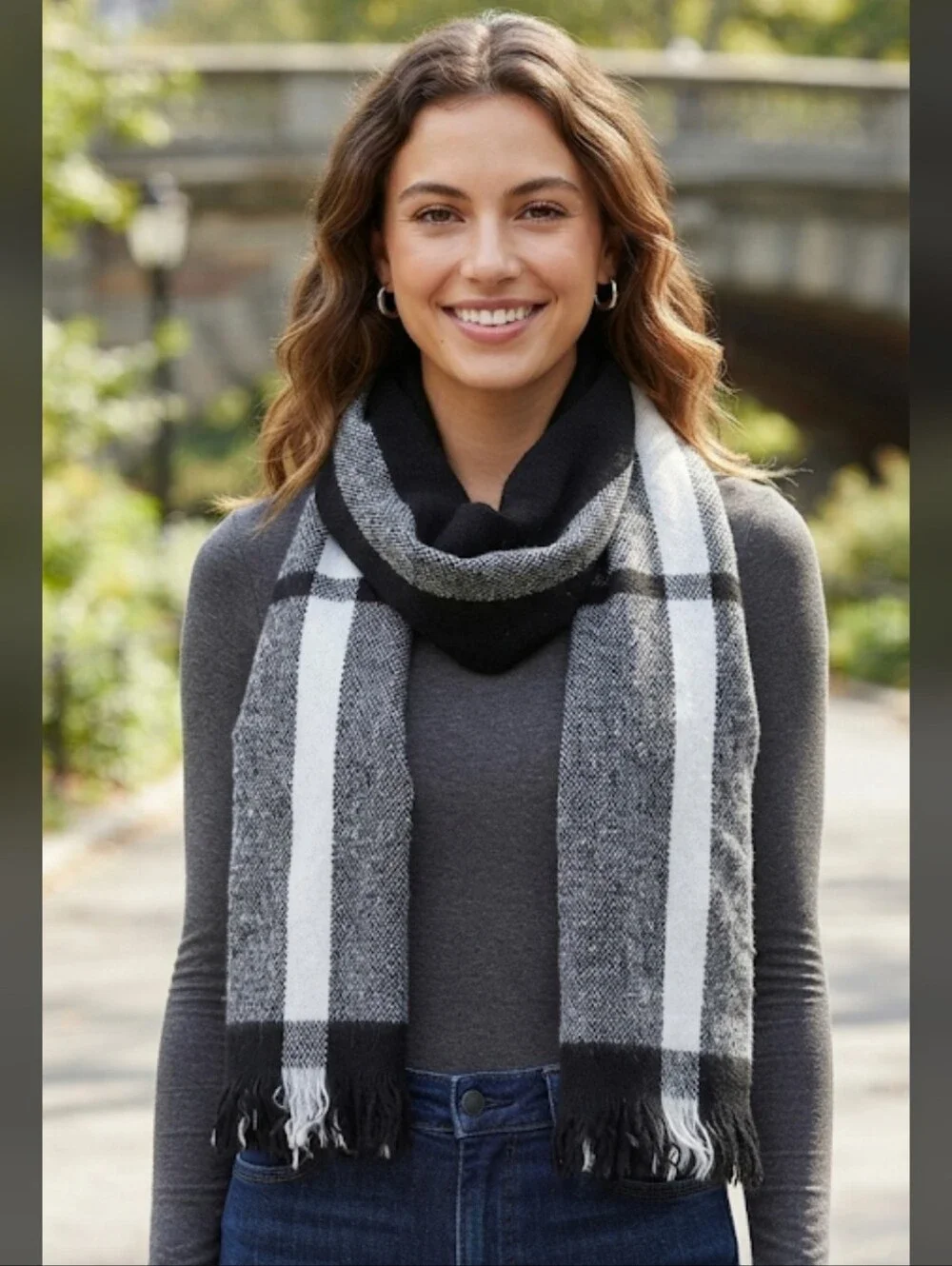 Conbipel Italy Black & White Plaid Acrylic Wrap/Scarf  22